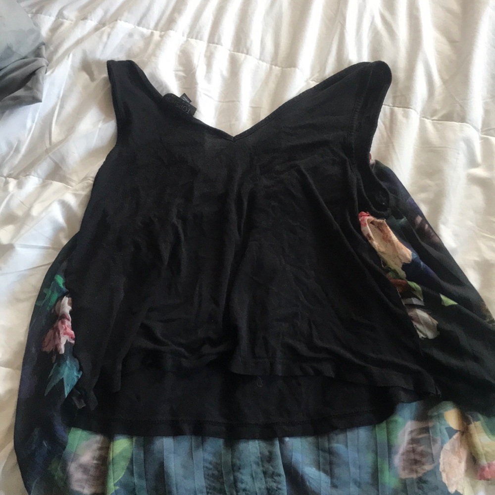 Topshop - Picture 3 of 3